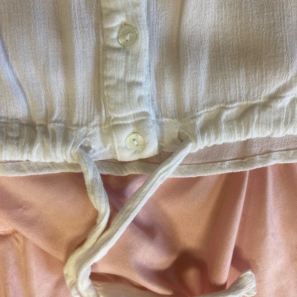 Sanctuary /Anthropology sheer tie bottom tank - Picture 15 of 16